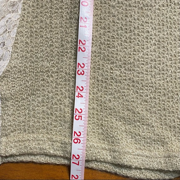 A’reve Floral Appliqué Sweater, Side Bow Ties & Lace Detail
Size S - Picture 6 of 11